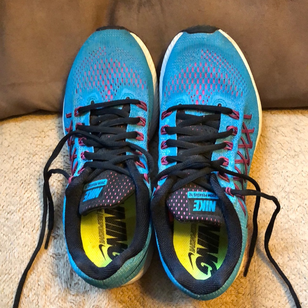 Like new Nike running shoe